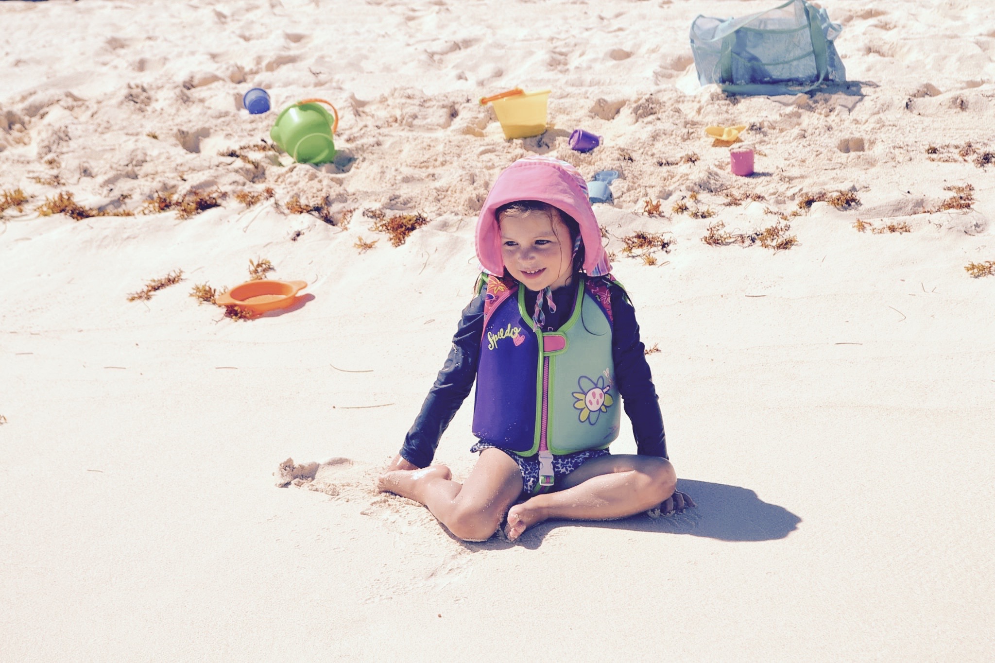 JOUET DE PLAGE - JOUET DE BAC A SABLE 8 Pcs Kit de Jouets de Plage de