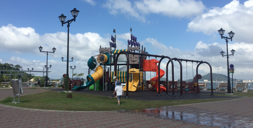 Causeway Island Panama City parc pour enfants